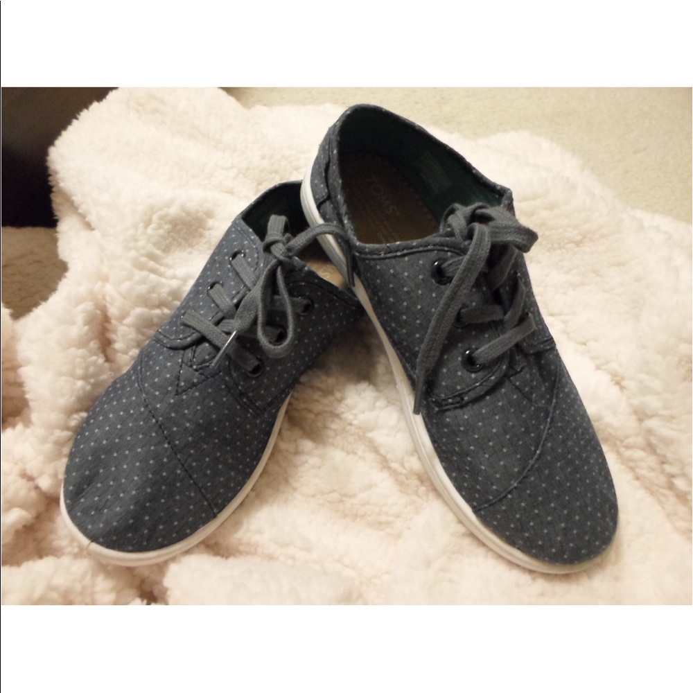 Toms